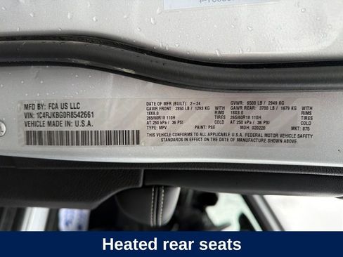 Used 2024 Jeep Grand Cherokee L Limited w/ Luxury Tech Group II image 35