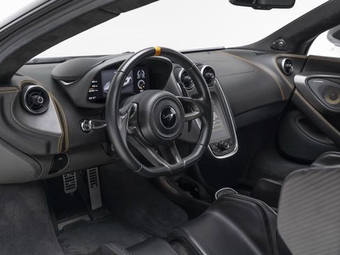 Used 2019 McLaren 600LT image 30