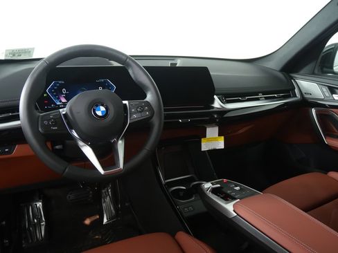 Used 2026 BMW X1 xDrive28i w/ Technology Package AWD/4WD image 17