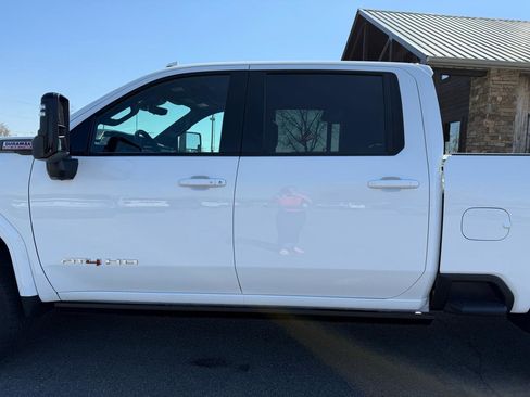 Used 2024 GMC Sierra 2500 AT4 w/ AT4 Premium Plus Package image 39