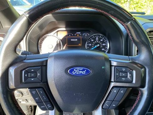 Used 2021 Ford Expedition Limited AWD/4WD image 17