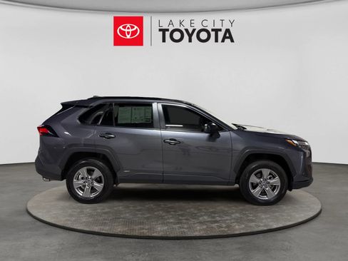 Used 2024 Toyota RAV4 LE AWD/4WD image 11