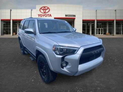 Certified 2023 Toyota 4Runner SR5 Premium w/ Moonroof Package AWD/4WD image 3