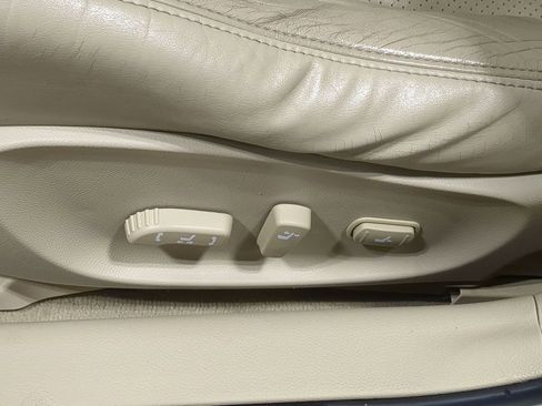 Used 2007 INFINITI G35 x Sedan w/ Premium Pkg image 30