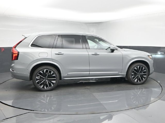 New 2026 Volvo XC90 B6 Plus w/ Protection Package Premier AWD/4WD image 8