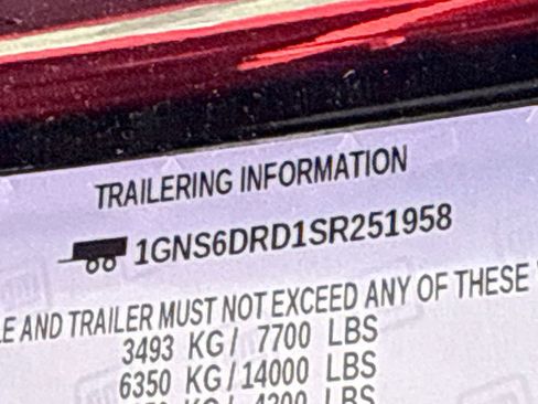 Certified 2025 Chevrolet Suburban Z71 image 34