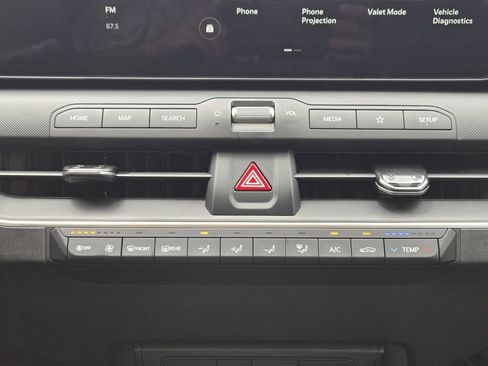 New 2026 Kia K4 FWD image 16
