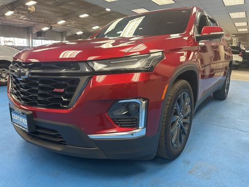 Certified 2023 Chevrolet Traverse RS image 14