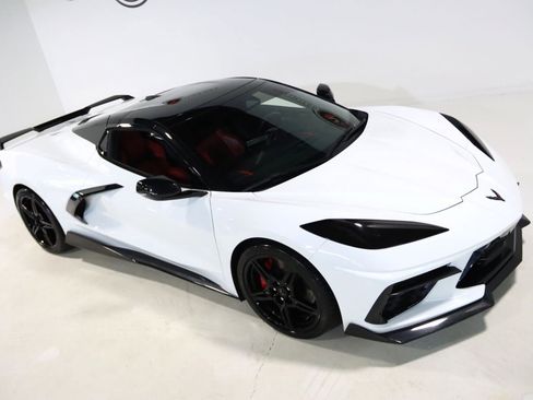 Used 2024 Chevrolet Corvette Stingray Premium Conv w/ Z51 Performance Package RWD image 10