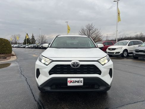 Used 2025 Toyota RAV4 XLE w/ Convenience Package image 2