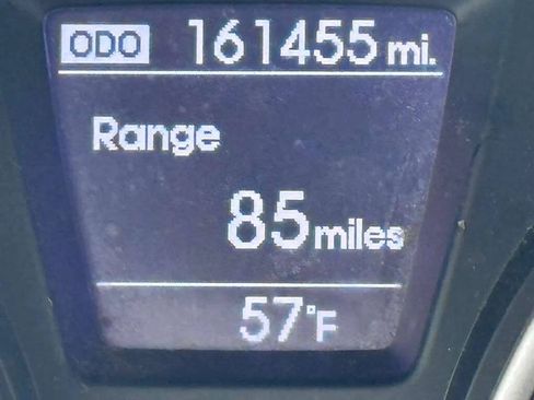 Used 2017 Hyundai Elantra GT FWD image 18