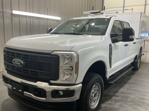 Used 2025 Ford F250 XL w/ XL Chrome Package AWD/4WD image 4