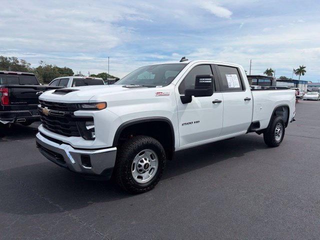 Used 2024 Chevrolet Silverado 2500 W/T w/ WT Convenience Package AWD/4WD image 3