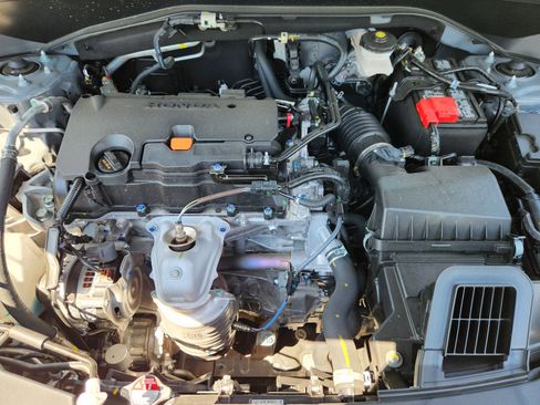 Used 2026 Honda HR-V Sport image 17
