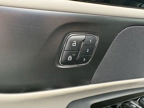 Used 2024 Lincoln Nautilus Reserve image 26