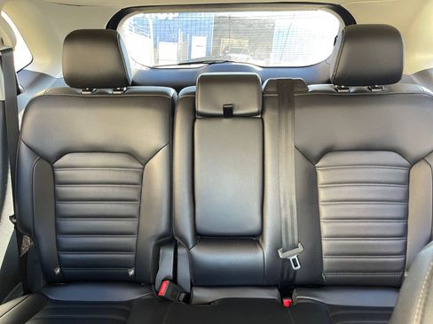 Used 2022 Ford Edge SEL image 38