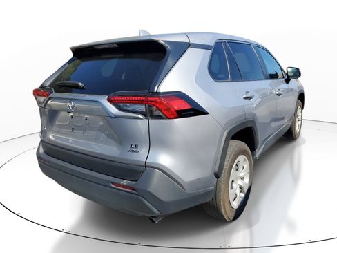 Used 2024 Toyota RAV4 LE image 6