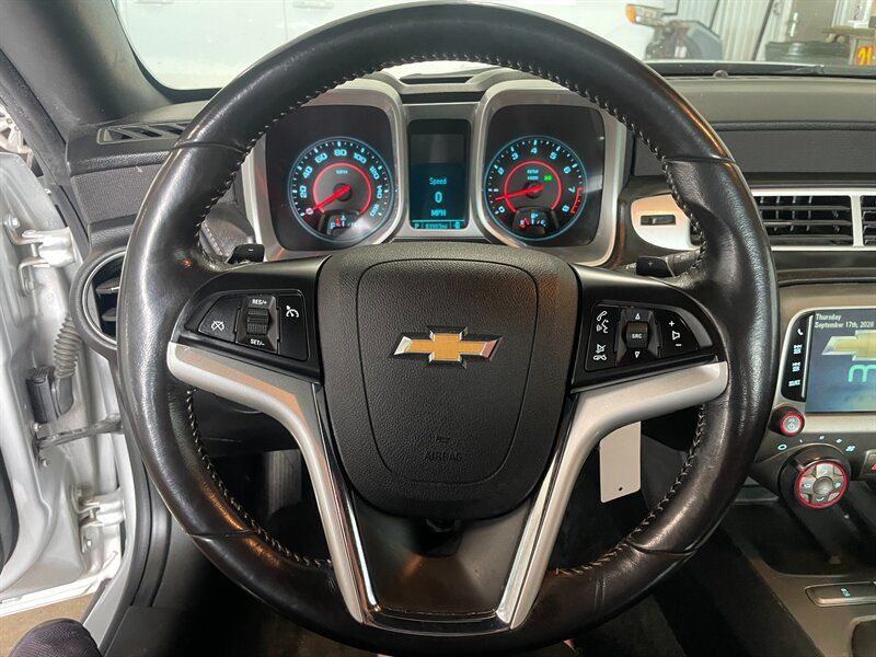 Used 2014 Chevrolet Camaro LT RWD image 7