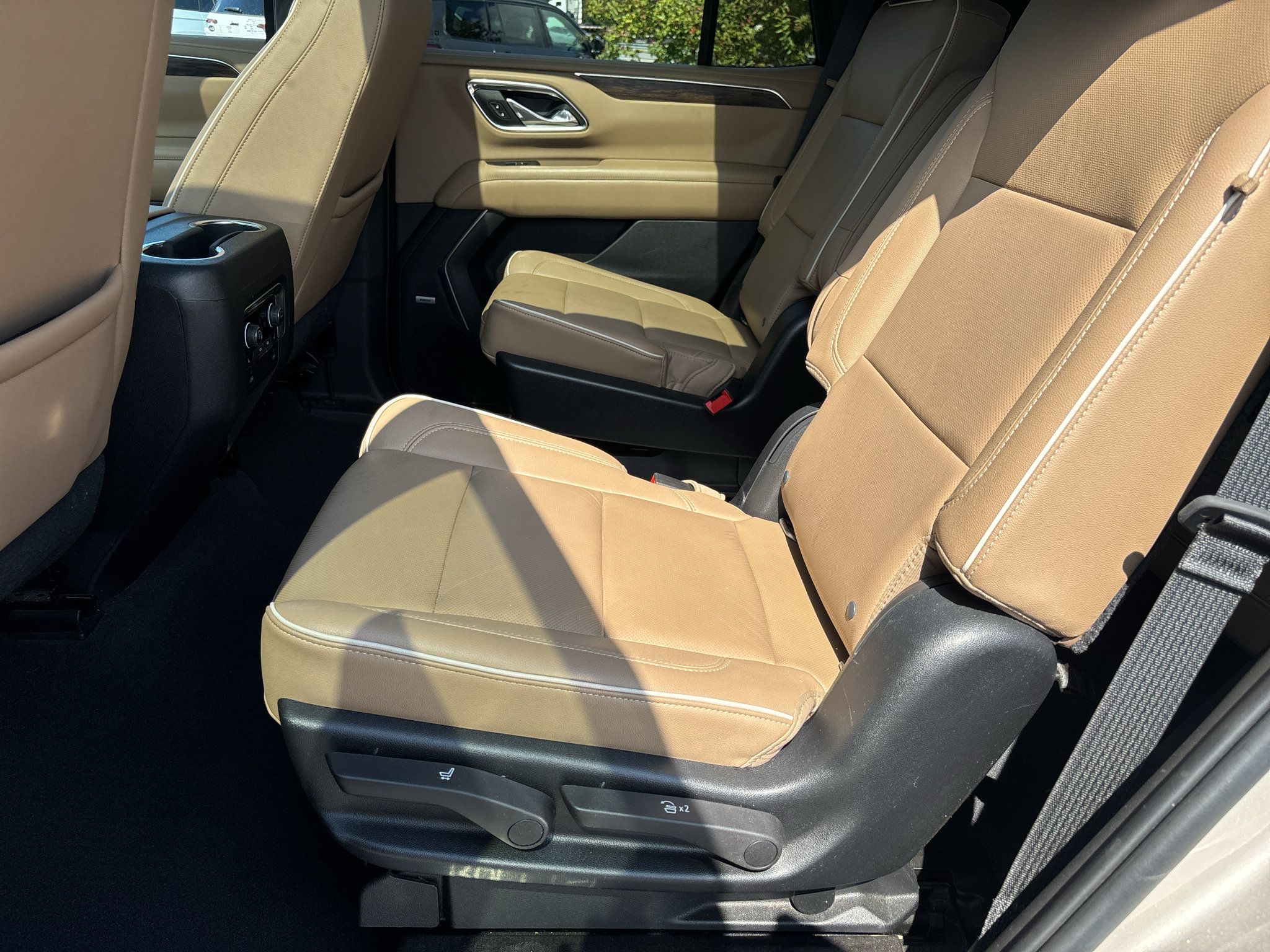 Used 2021 Chevrolet Tahoe Premier RWD image 30