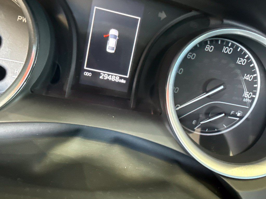 Used 2024 Toyota Camry LE FWD image 5