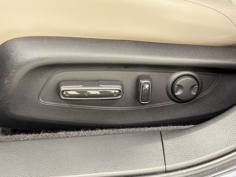 Used 2024 Honda Accord Touring image 14