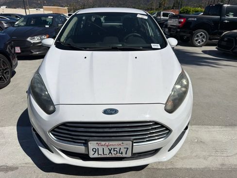 Used 2019 Ford Fiesta SE w/ Equipment Group 201A FWD image 2