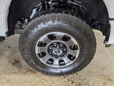 Used 2023 Ford F350 Platinum w/ Tremor Off-Road Package AWD/4WD image 15