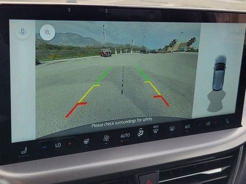 Used 2025 Ford Escape SE image 21