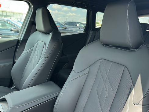 New 2025 BMW X3 xDrive30i w/ Premium Package image 11