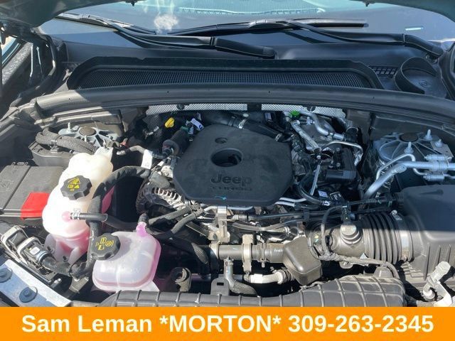 Used 2026 Jeep Grand Cherokee Limited w/ Limited Altitude Package AWD/4WD image 10