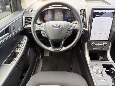 Used 2024 Ford Edge SE w/ Black Appearance Package AWD/4WD image 13