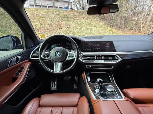 Used 2023 BMW X5 sDrive40i w/ M Sport Package image 10