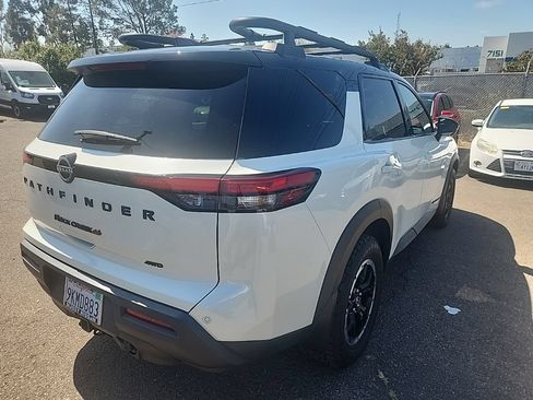 Used 2024 Nissan Pathfinder Rock Creek AWD/4WD image 12