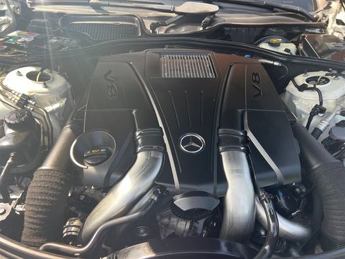 Used 2012 Mercedes-Benz CL 550 4MATIC image 33