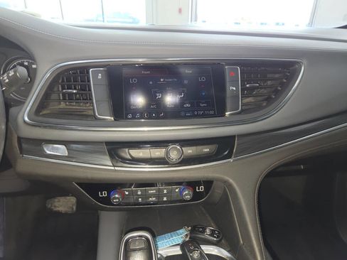 Used 2020 Buick Enclave Essence w/ Sound and Sites Package FWD image 34
