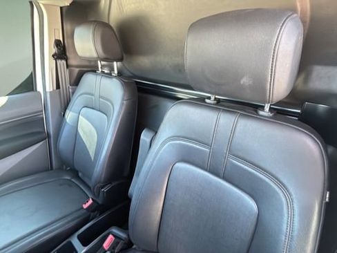 Used 2022 Ford Transit Connect XL image 19
