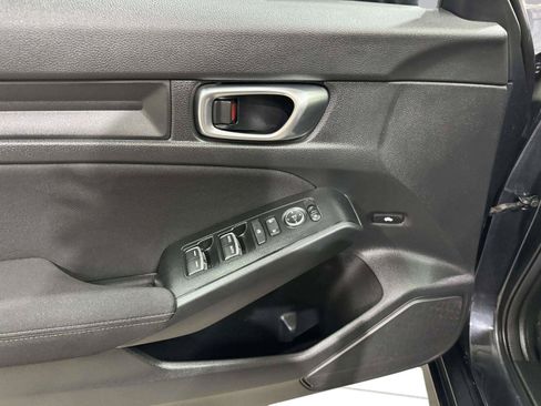 Used 2023 Honda Civic Sport image 21