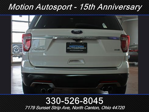 Used 2018 Ford Explorer Platinum image 9