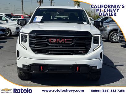 Used 2025 GMC Sierra 1500 AT4