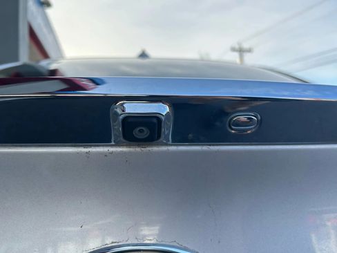 Used 2013 INFINITI G37 Journey w/ Premium Pkg image 16