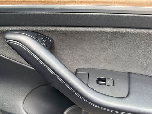 Used 2023 Tesla Model 3 Standard Range RWD image 20
