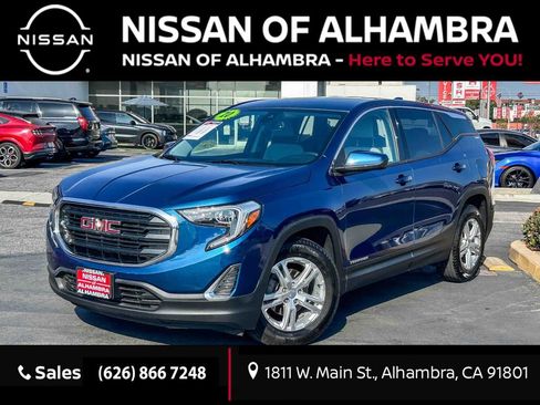 Used 2020 GMC Terrain SLE w/ LPO, Cargo Package FWD image 1