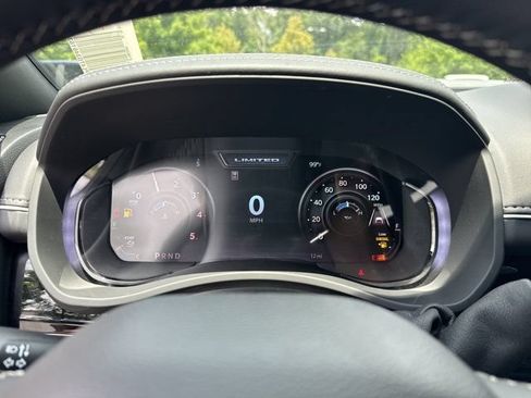 New 2026 RAM 3500 Limited AWD/4WD image 25