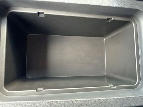 Used 2024 Nissan Altima 2.5 SV image 35