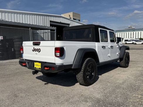 Used 2023 Jeep Gladiator Mojave image 7