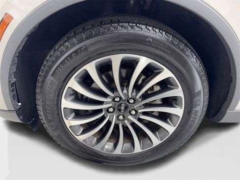 Used 2022 Lincoln Aviator Reserve w/ Equipment Group 201A image 84