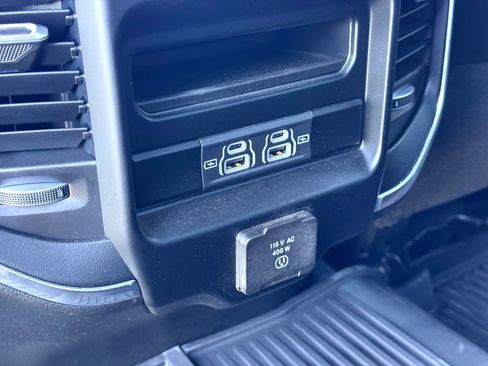 Used 2024 RAM 3500 Laramie w/ Night Edition image 18