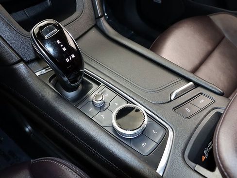 Used 2023 Cadillac XT6 Premium Luxury image 22