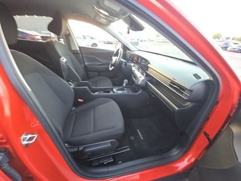 Used 2024 Hyundai Kona SEL AWD/4WD image 28