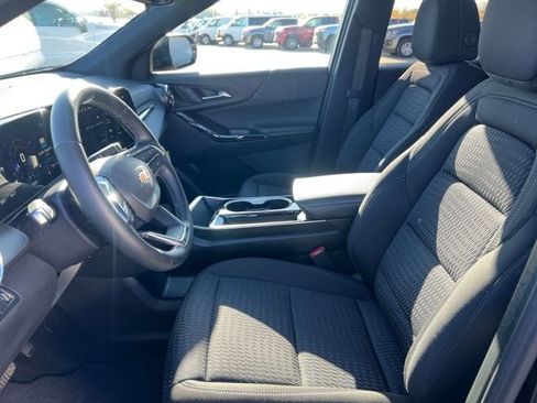 Certified 2025 Chevrolet Equinox LT image 12